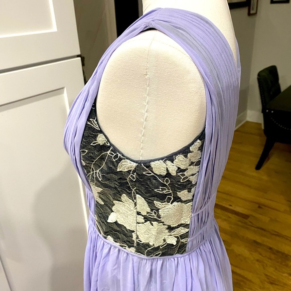 EUC Vera Wang sequin Lace Sheer Gown - Picture 3 of 5